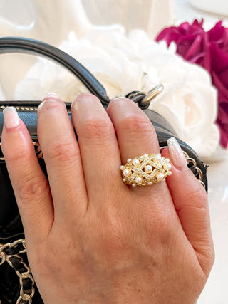 Neriah Adjustable Ring.