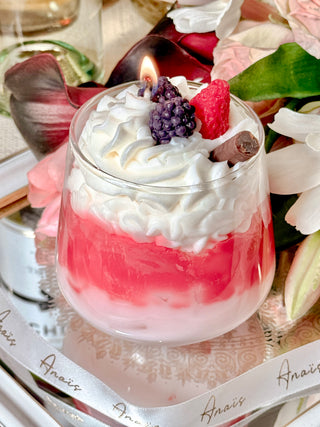 Creamy Strawberry Parfait Candle 2.