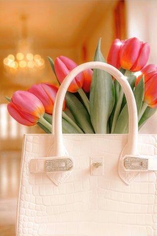 Sandra Handbag Resin Vase