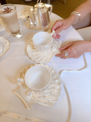 Marée de Pearl – Seashell Ceramic Teacup & Plate Set (Set of 2)