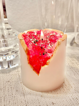 18K Gold Rose Quartz Candle with a lit flame and quartz-like gel wax.