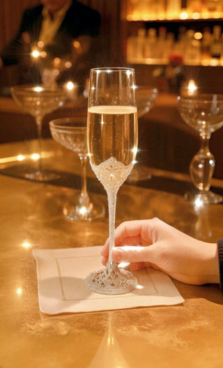 Crowné Embossed Diamonds Champagne Flute™️ Set of 2 in Silver