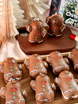 Gingerbread Man Cookie With Cream Candle