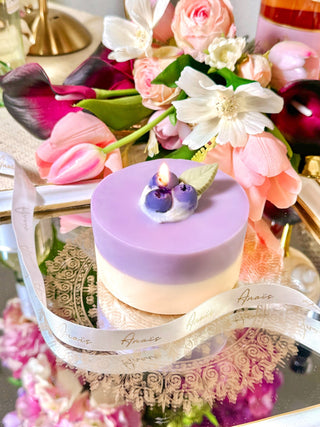 Blueberry Cheese Cake Candle by Anaïs Candle.