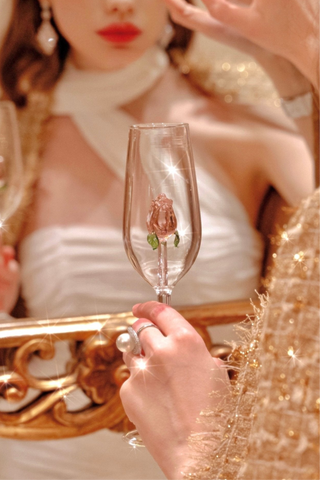 La Vie En Rose Champagne Glass Set of 2™️