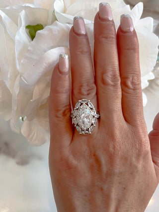 Oval Statement Rhinestones Adjustable Ring.