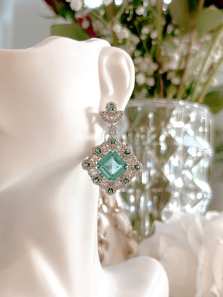 Elegant Emerald Rhinestone Earrings.