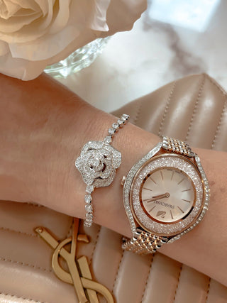 Flower Rhinestones Bracelet.