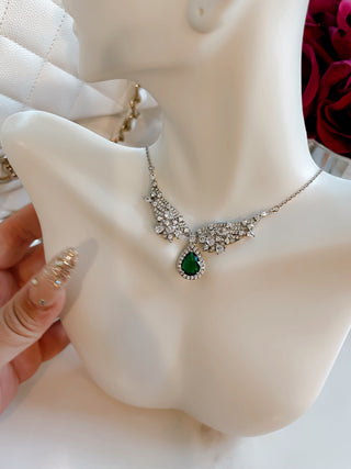 Angel’s Wings Emerald Rhinestones Necklace