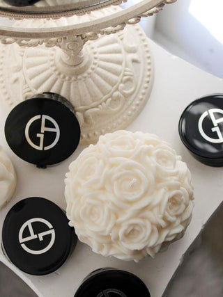 Flower Romance in White - Anaïs Candle 19.