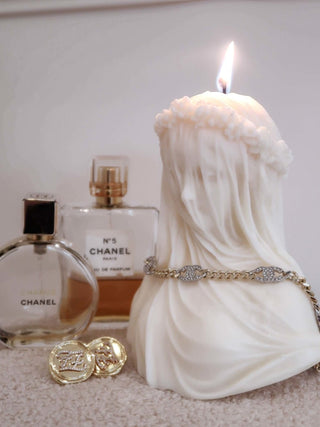 Amour, Anaïs Candle.