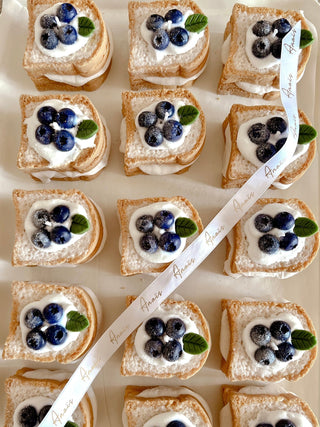 Blueberry French Toast Candle - Anaïs Candle 4