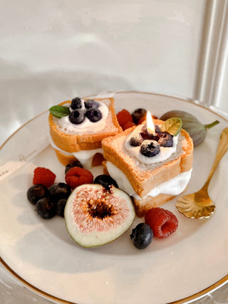 Blueberry French Toast Candle - Anaïs Candle 2