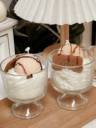 Cookie & Cream Ice Cream Candle.