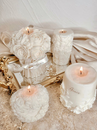 Grandeur Bouquet Candle.