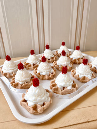 A newly handmade batch of Belgian Waffles & Ice Cream candles.