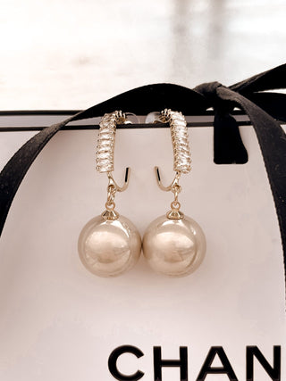 Grace Pearl Earrings.