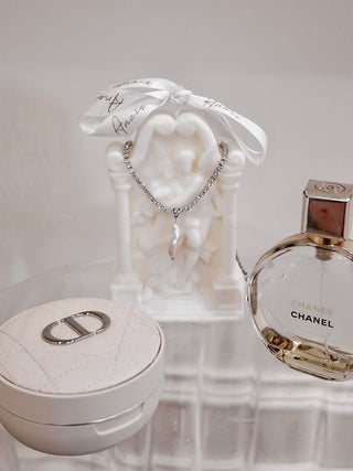 Love Story Set in Blush Pink & White.