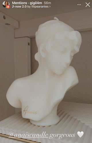 Miss Anaïs Candle.