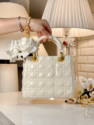 Scarlett Handbag Resin Vase in Beige