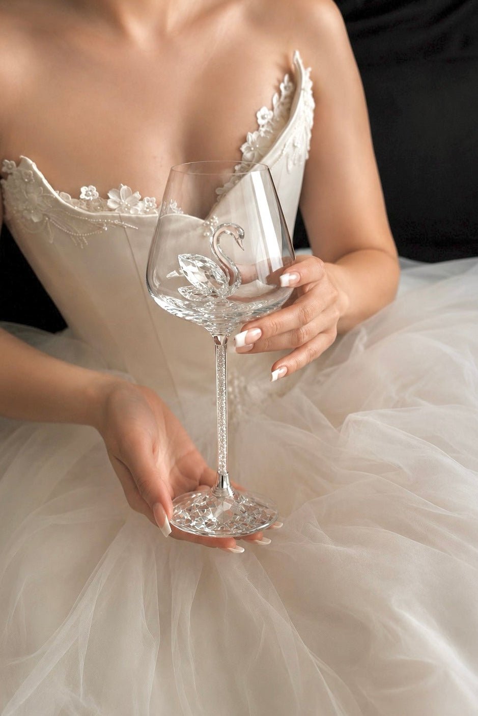 Swan’s Promise Crystal Wine Glass Cup Set of 2