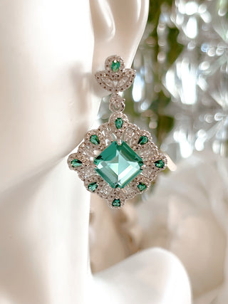 Elegant Emerald Rhinestone Earrings.