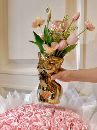 Feminine Ceramic Vase in Gold