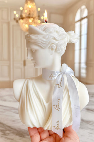 Victoria Candle