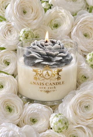 Maison de Pivoine Candle in Noir - XL
