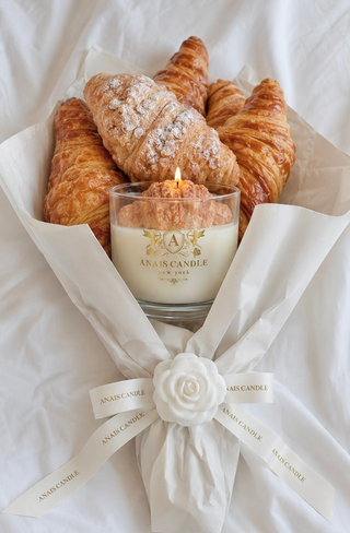 Bonjour Croissant Candle - XL