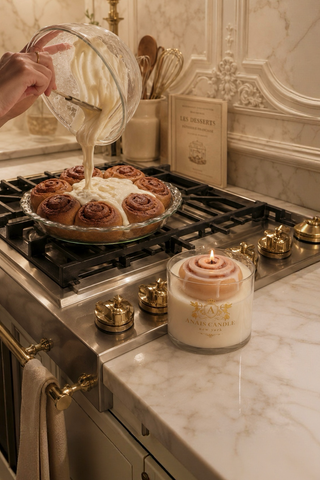 Cinnamon Roll Crème Candle - XL