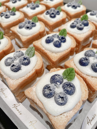 Vela de tostada francesa con arándanos 