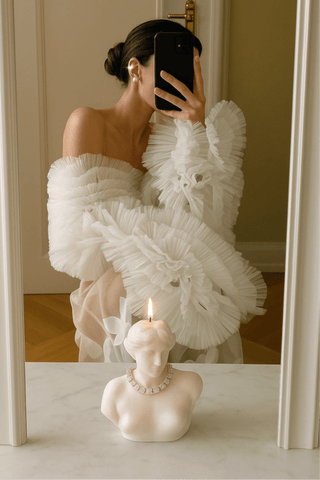 Vela con retrato de Venus de Milo 