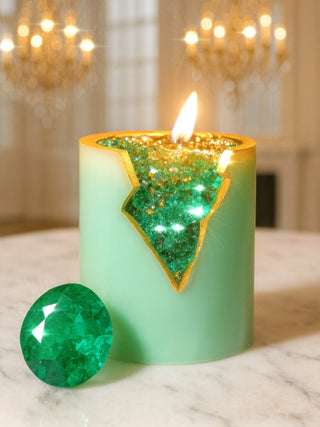 18K Gold Emerald Candle – Wisdom & Renewal
