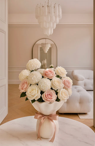 La Belle Bouquet Vase in White - XL