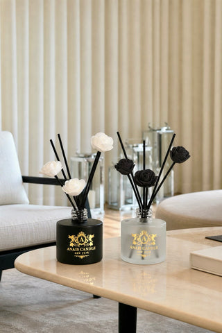 Noir et Ivoire Diffuser Set in a 5-star hotel suite