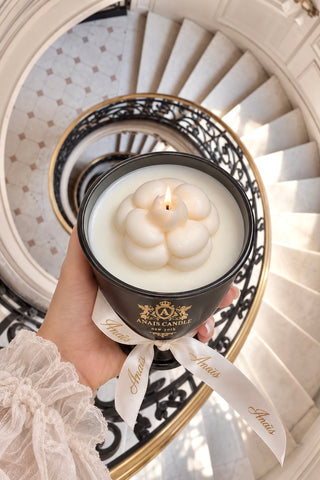 Couture Camélia Candle