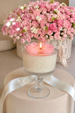 La Vie en Rose Candle
