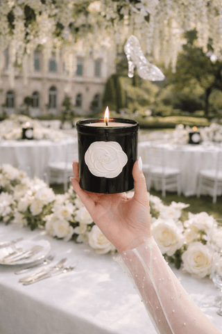 Camellia Élégance Candle is the perfect gift for any special occasion