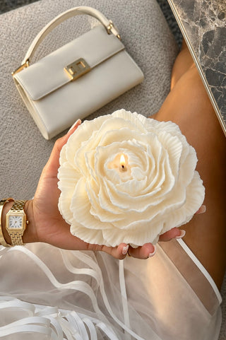 Blooming Peony Candle in White - XXL