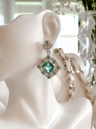Elegant Emerald Rhinestone Earrings
