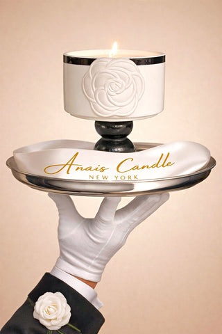 Camélia Maison luxury candle crafted from natural soy wax and beeswax.