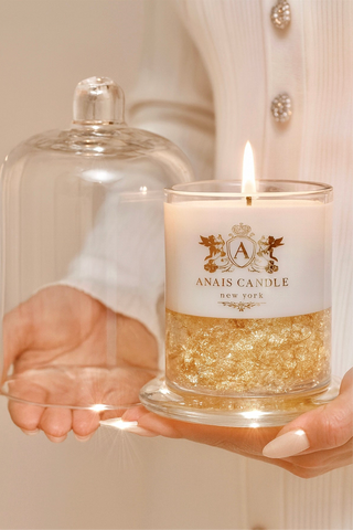 Majesté Dorée Gold Leaf Candle With Bell Cloche