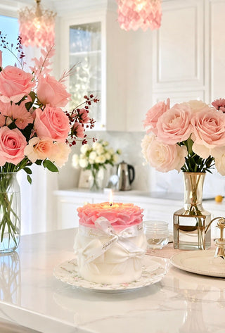 Lavish Rose Bouquet Candle in Pink - XXL