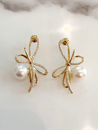 Londyn Pearl Bow Earrings in Gold