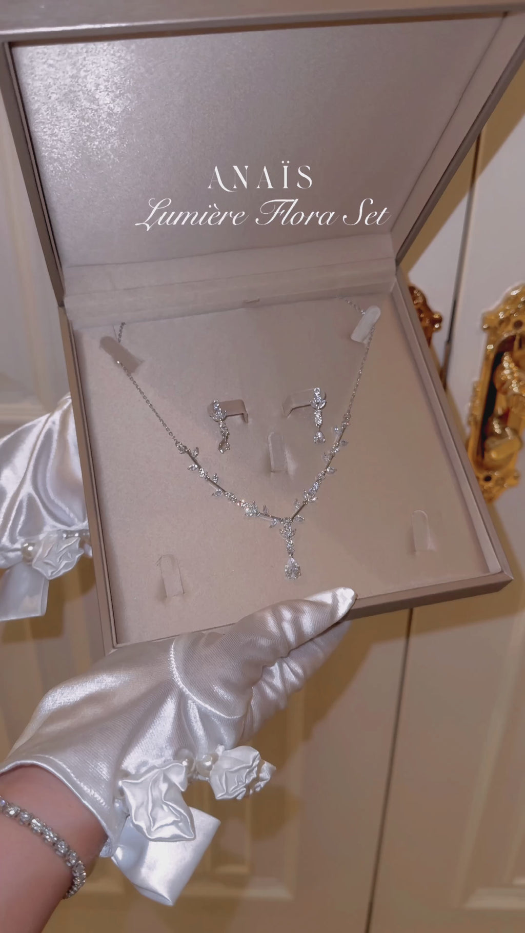Lumière Flora Necklace & Earring Set promotional video with music.