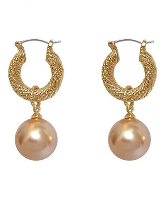 Luxurious Pearl Gold Hoops.
