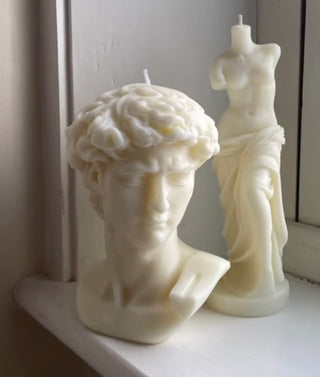Anaïs Man & Venus Set in Sculpture White.