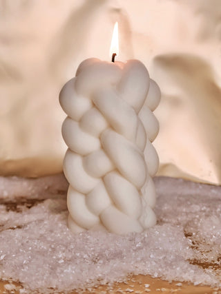 Knit Knot Candle.