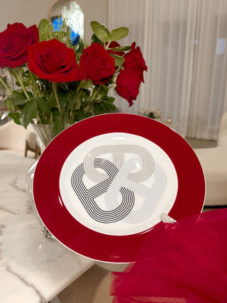 Luxurious Link Ceramic Plate in Red.
